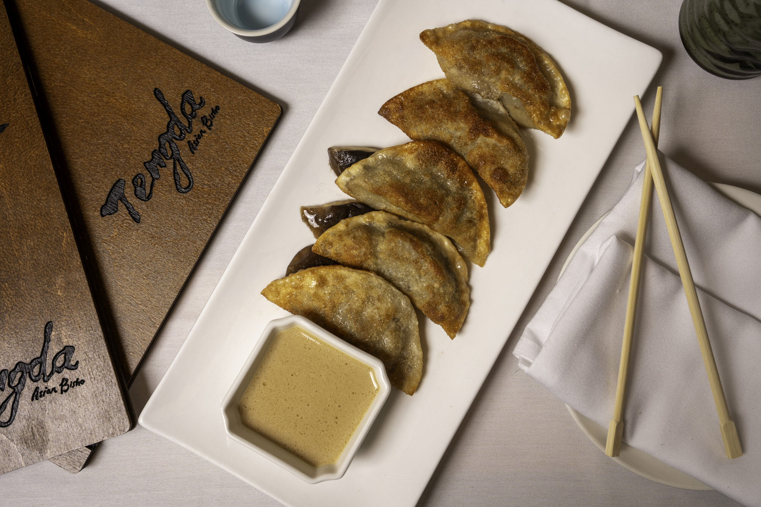 Fried dumplings with dipping sauce